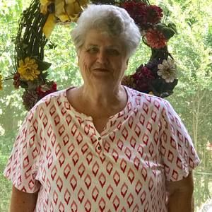 Meet your Posher, Gloria